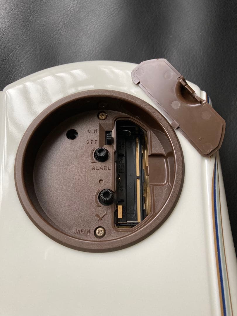 22,000円　有田焼　目覚まし　置時計 EMUAIR エミュエール　リズム時計