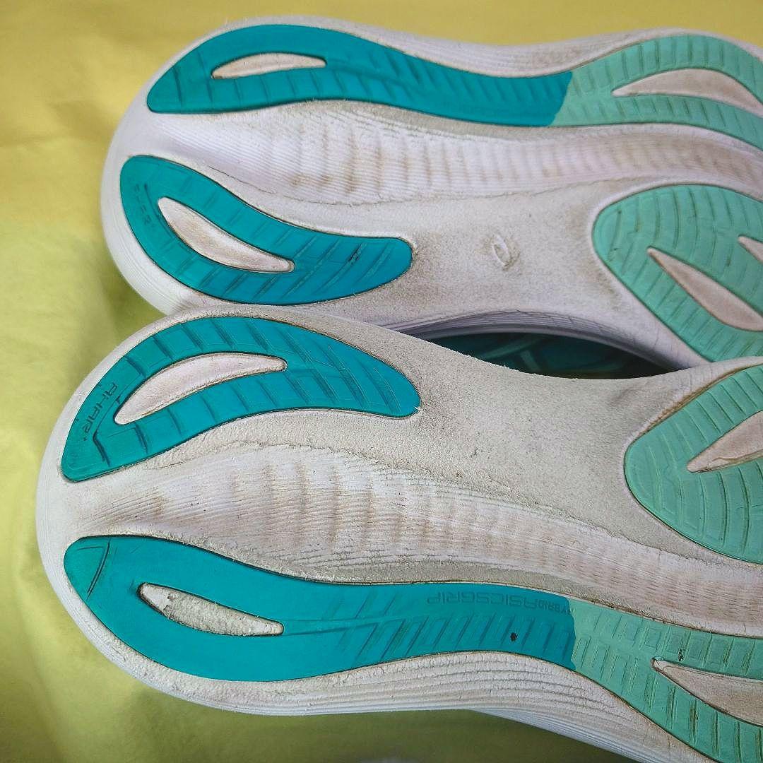 ☆asics☆アシックスゲルニンバス27 US7.5 25.5ⅽⅿ