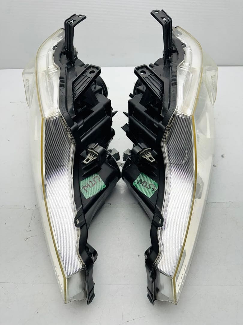 ステップワゴン スパーダ 純正 HID ヘッドライト 左右 100-22013