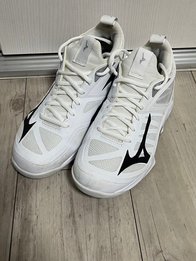 美品　23.5cm ミズノ MIZUNO レディース バレーボールシューズ
