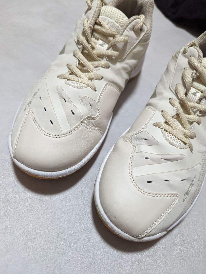 YONEX 65z C-90 27.5 バドミントンシューズ　ナチュラル　海外