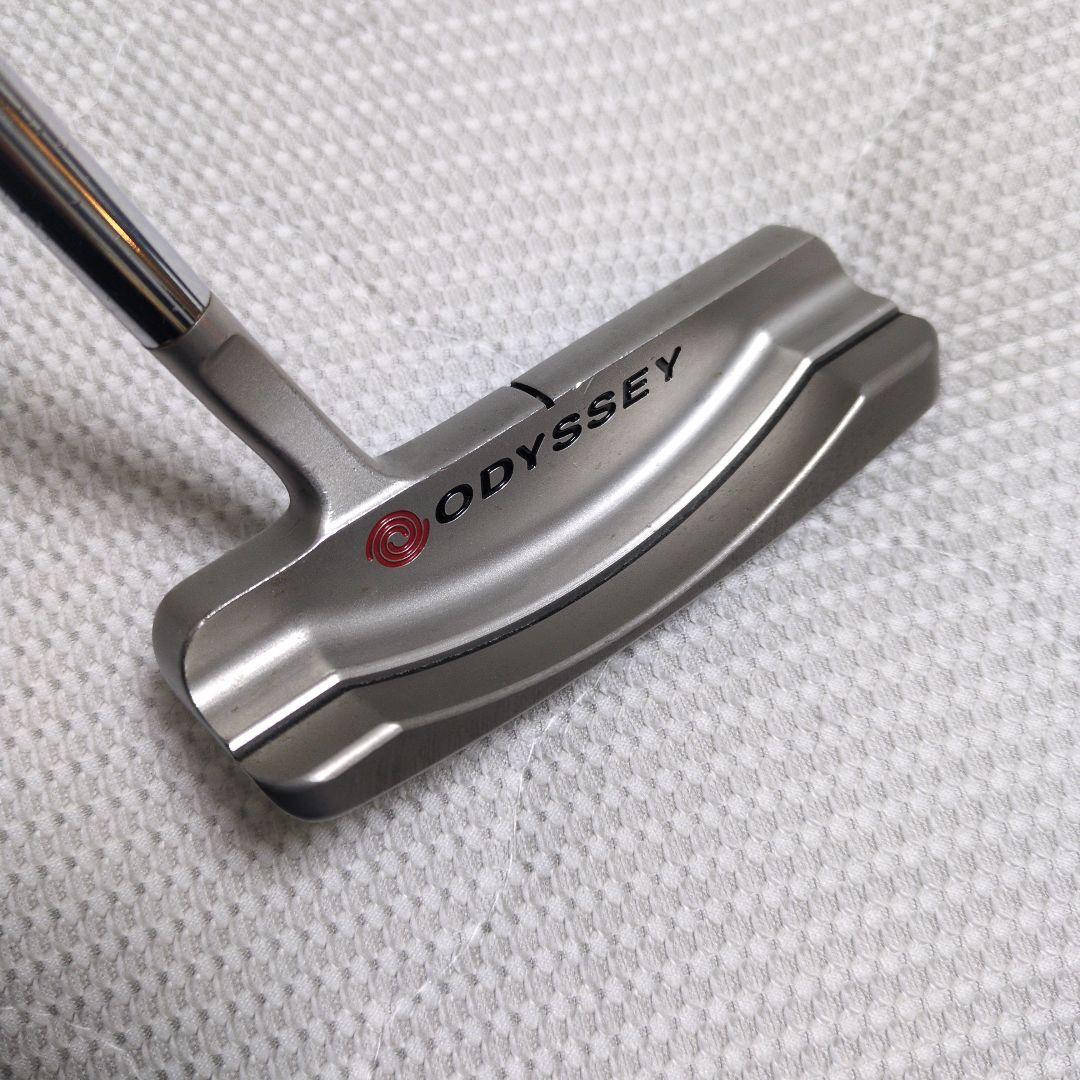 ODYSSEY TriForce 2 パター ヘッドカバー付き
