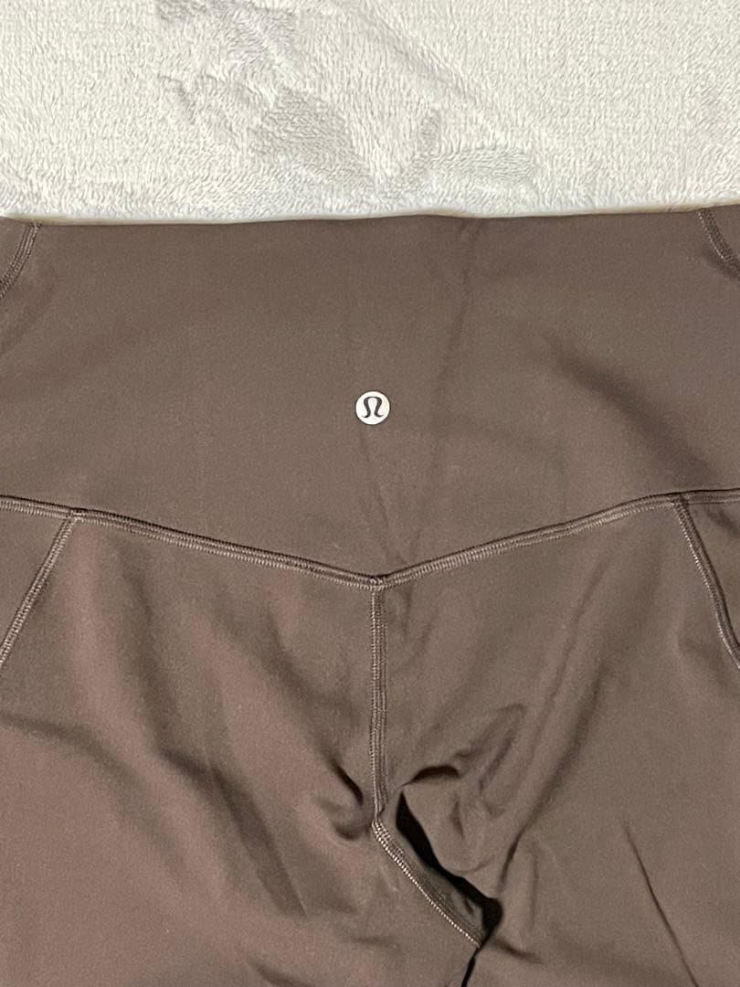 ルルレモン　Align ハイライズパンツポケット付24インチ　アジアフィット　②