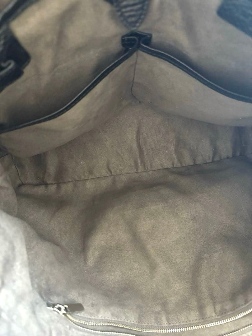 ペッレモルビダ　レザー トートバッグ A4サイズ　※ショルダーベルトと巾着付き