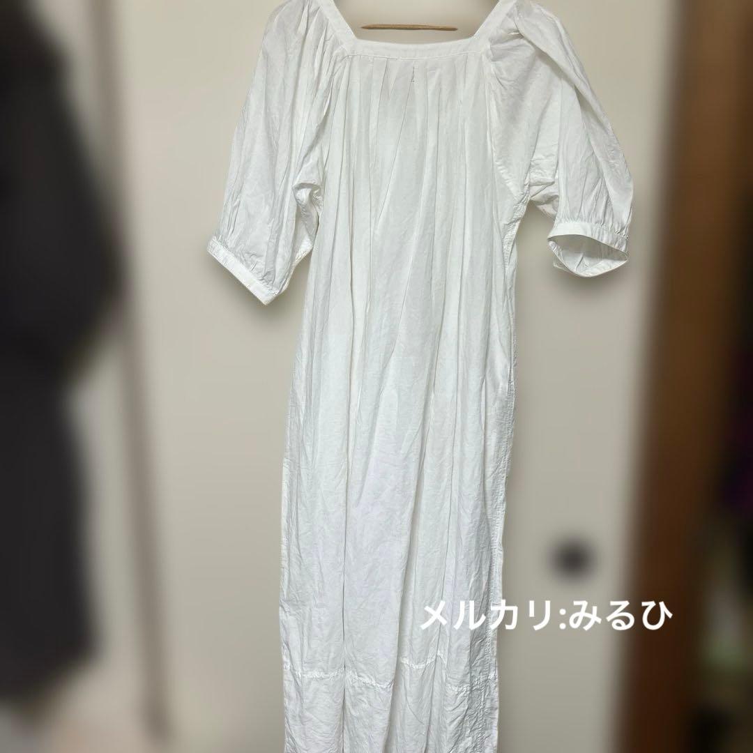 マキマロ　クロス　ホワイト系