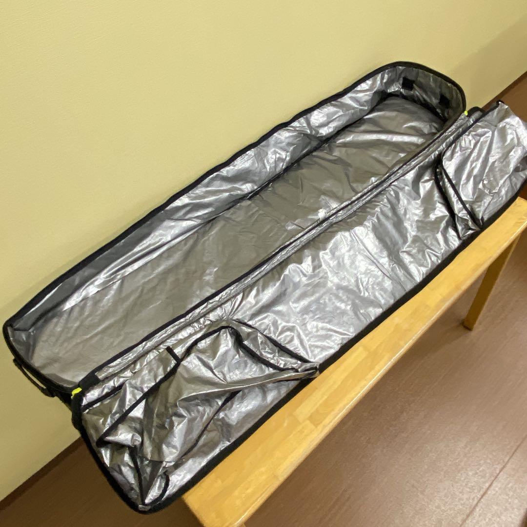 ★美品★DAKINE Low Roller スノーボードバッグ キャスター付き
