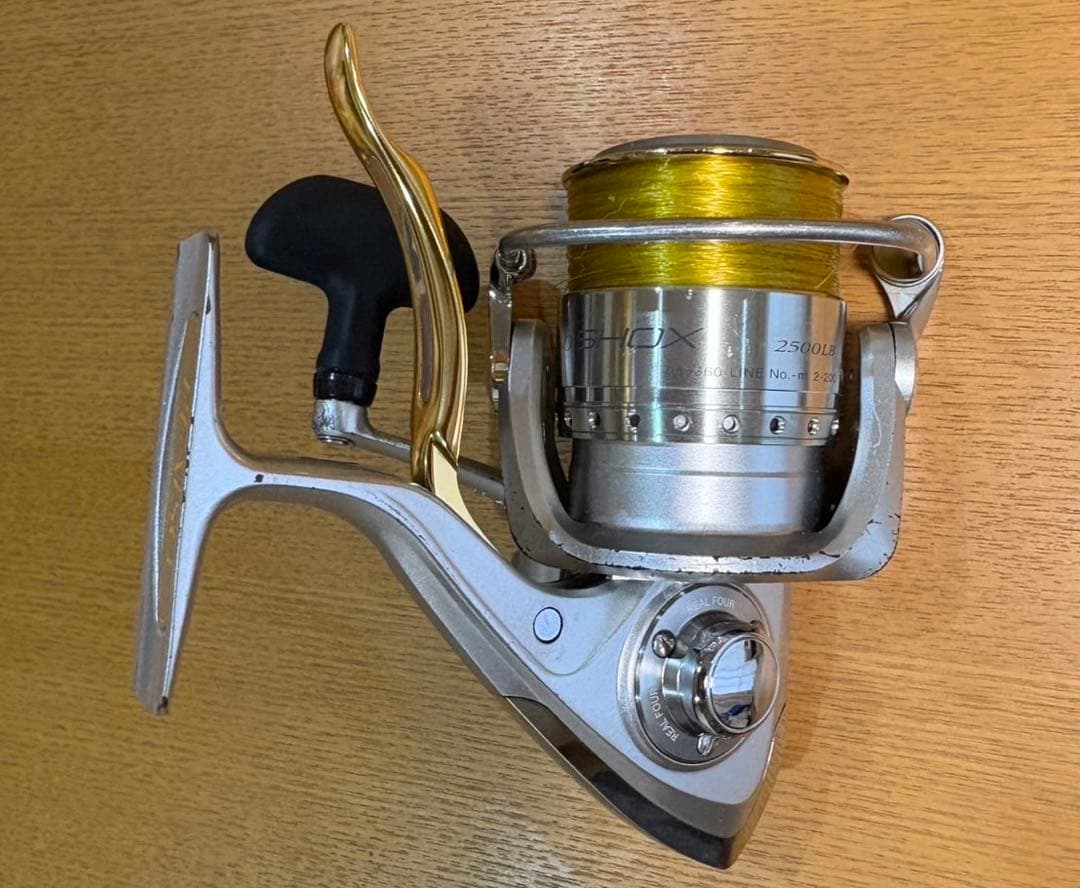 ダイワプレイソショックス2500LB＆メガティスハイパー1.85-53 セット