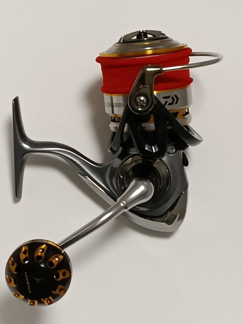 【カスタム品】ダイワ 17 エクセラー 4000H（ゴメクサス ノブ装着）