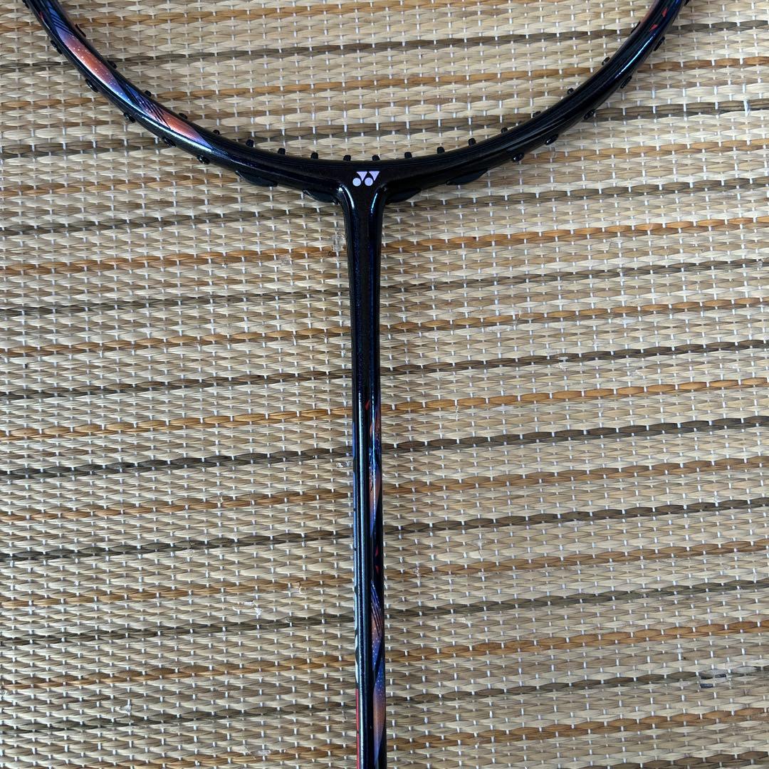 ASTROX 77 バドミントンラケット