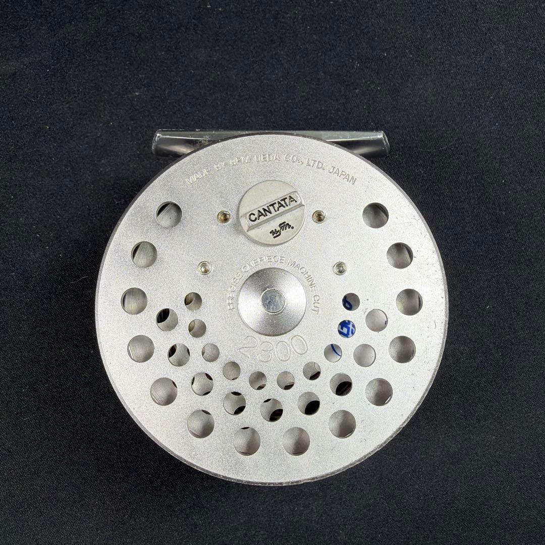 ウエダ　カンタータ2300 CANTATA 2300 フライリール ケース付き