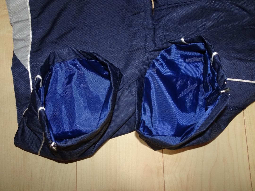 ミズノ　中綿入りウインドブレーカー上下セット