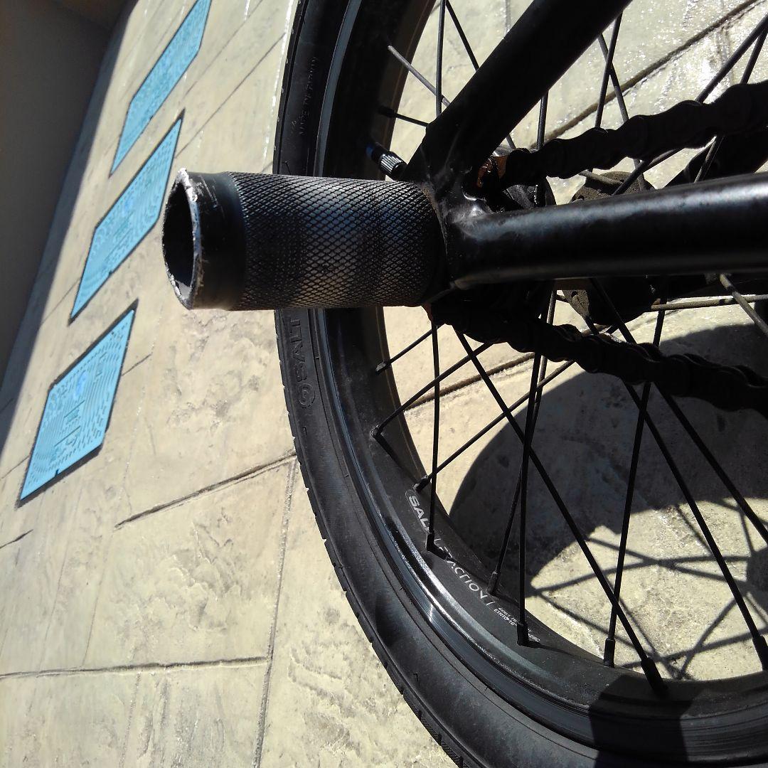 wethepeople 16インチ　キッズBMX ペグ付き　引取限定