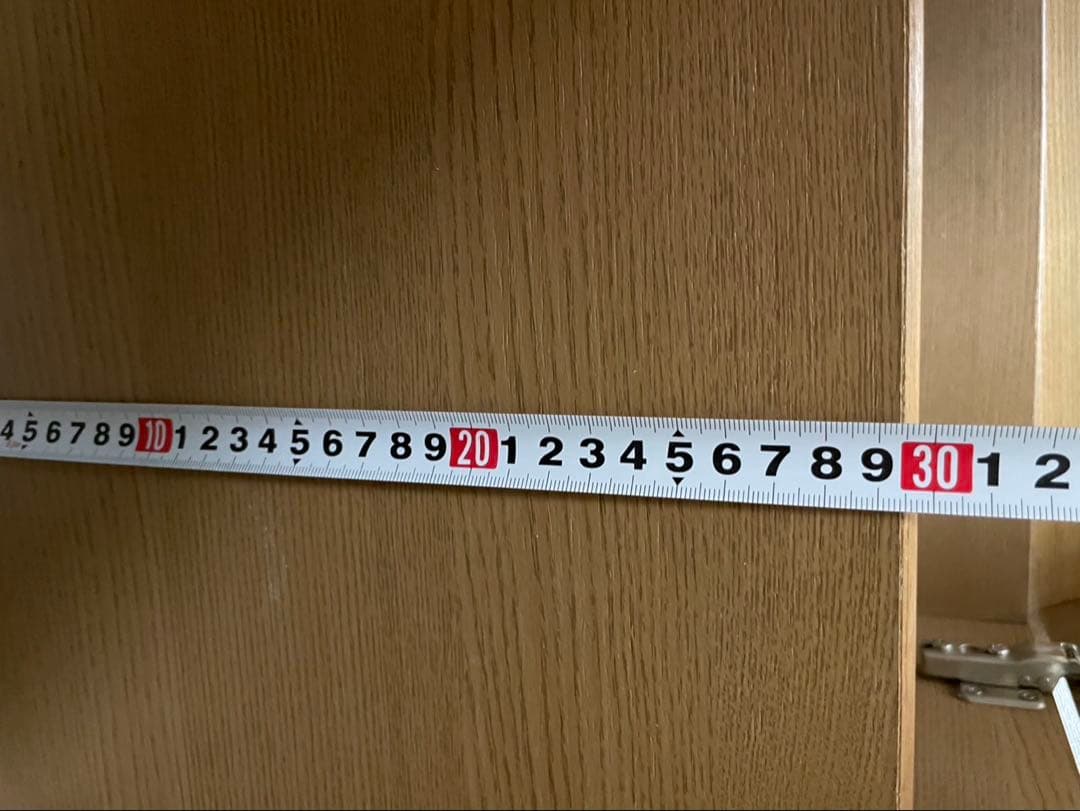 【送料込】木製キャビネット 食器棚　ガラス扉付き