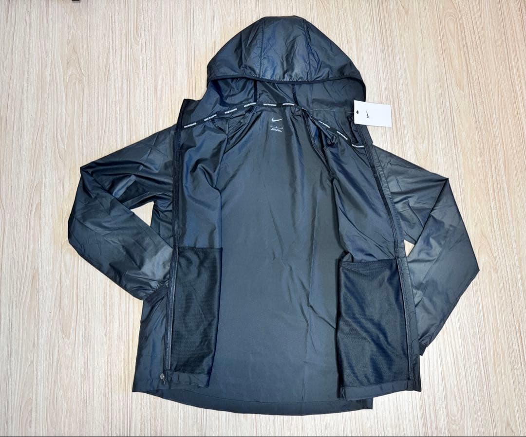 Nike フルジップ フード付きジャケット ブラック
