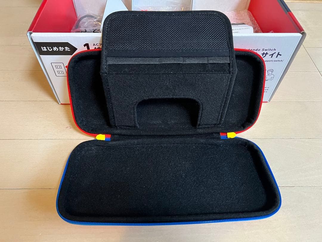 【限定カラー・SDカード付】Nintendo Switch マリオレッド×ブルー