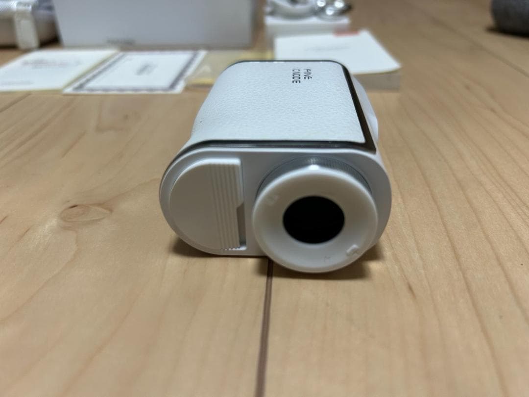 FineCaddie ゴルフ レーザー距離計 距離計測器 J5 ホワイト