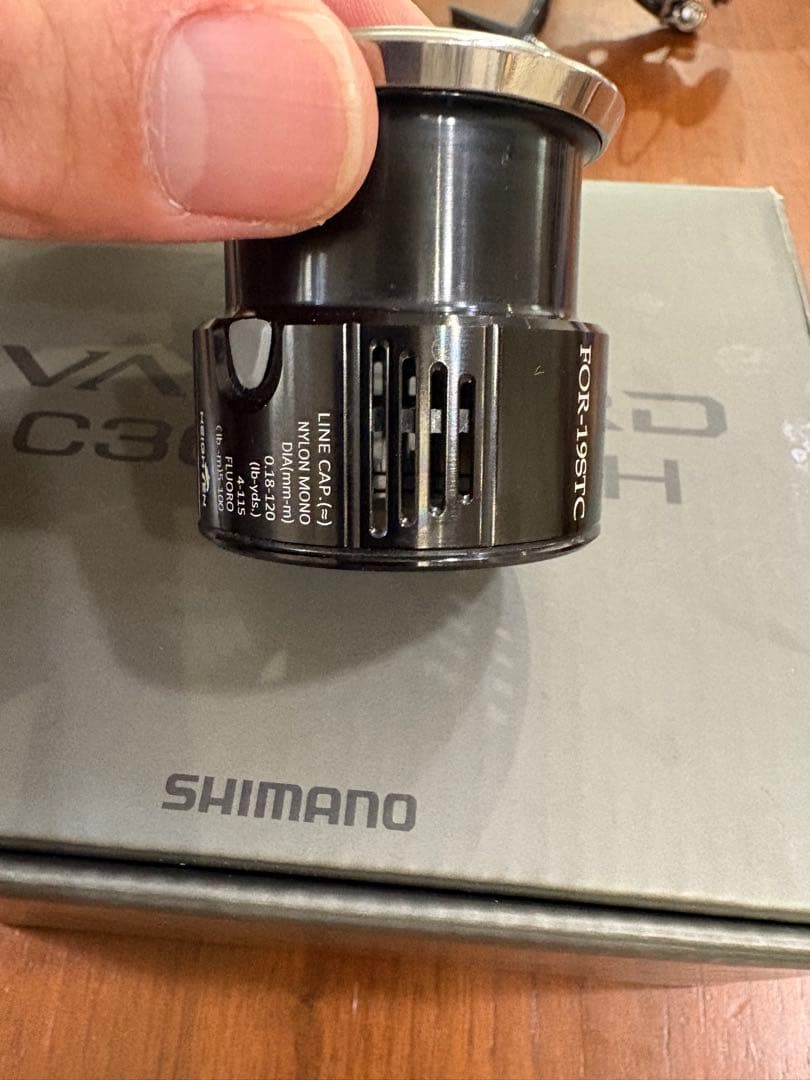 ハンドルなしSHIMANO 24ヴァンフォードC3000SDH ベアリング追加