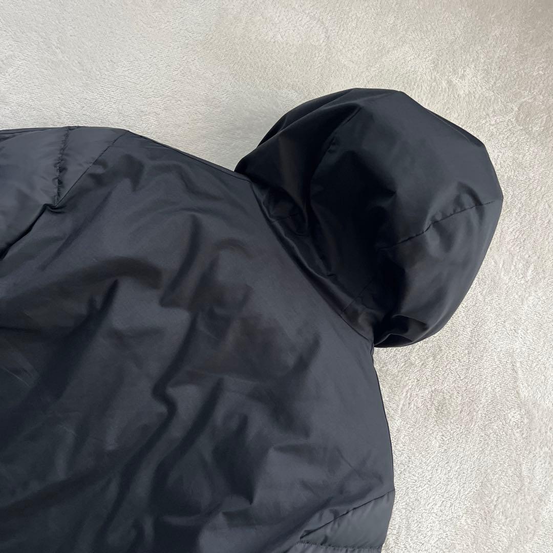 アディダス　ダウン　ロングベンチコート　フーディ　スリーストライプ　ブラック