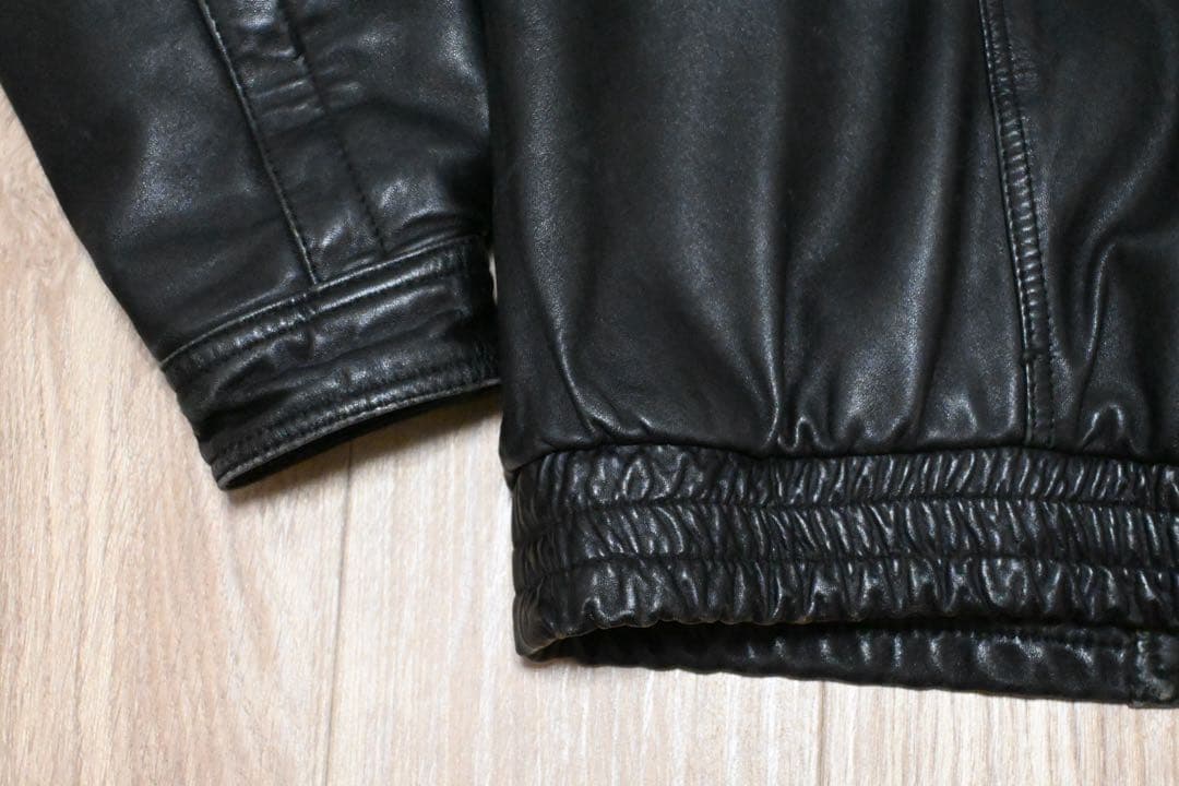 古着　VALENTINO レザージャケット　チンスト付き