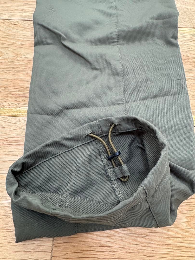 オークリー Oakley ジャージ上下セット オリーブグリーン ランニング