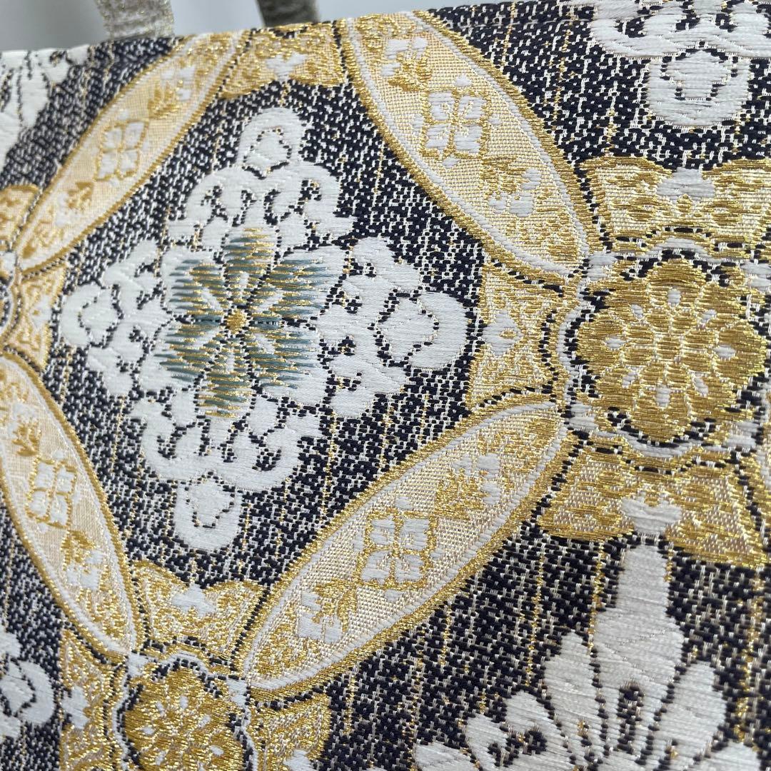 ☆2645 SALE❣️✨西陣帯地使用✨大容量手提げバッグ　新品