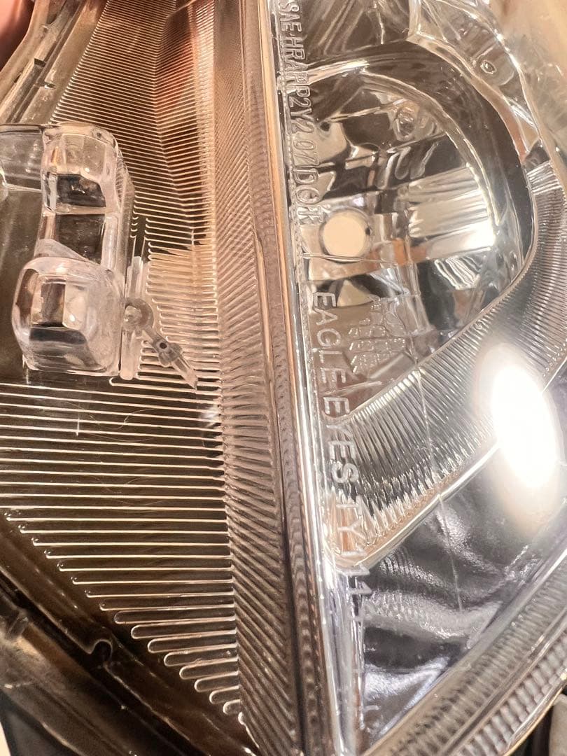 30プリウスUS ヘッドライト　値引き価格❗️
