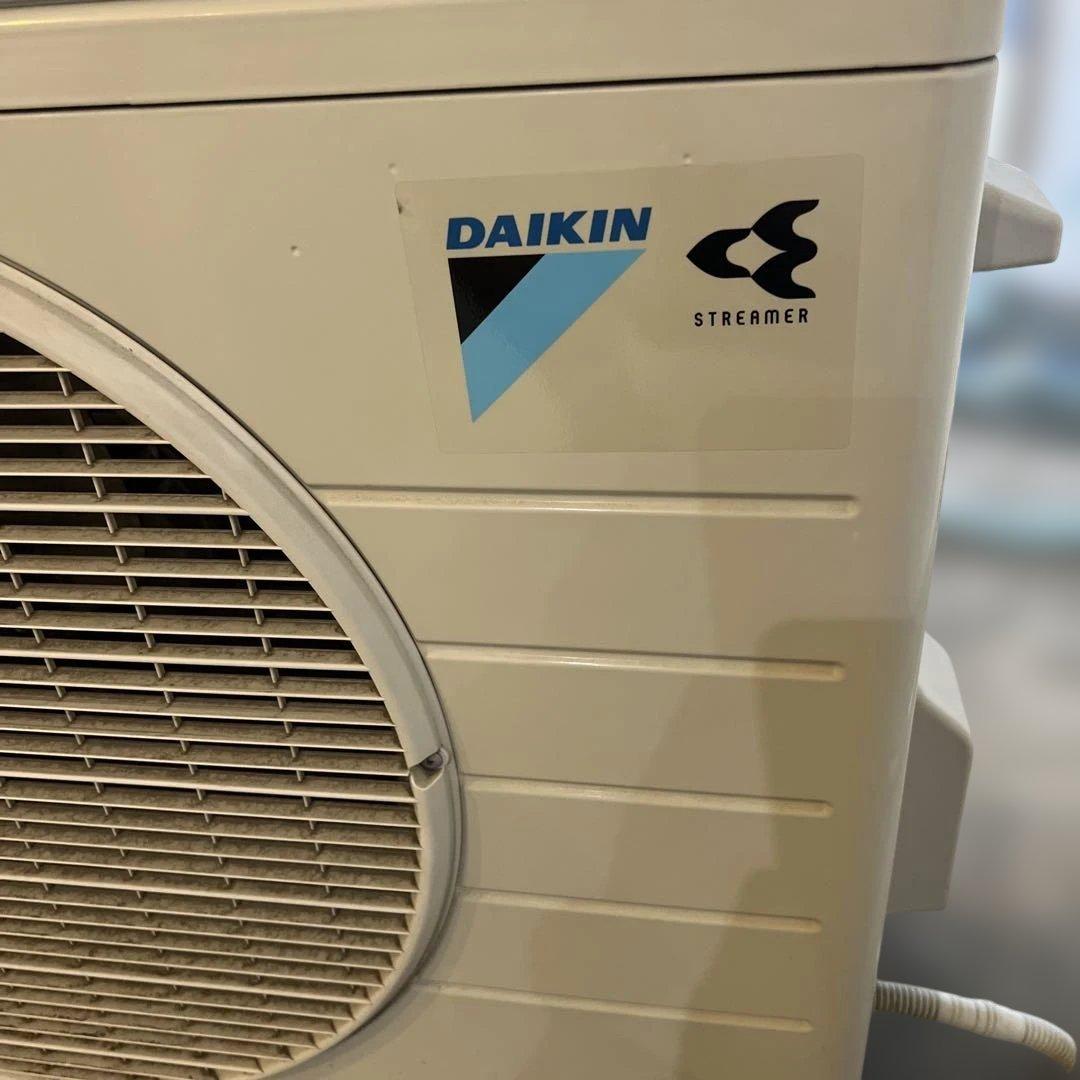 ⭐︎格安/DAIKIN/エアコン本体/6〜9畳用/2019年製/別荘外し！