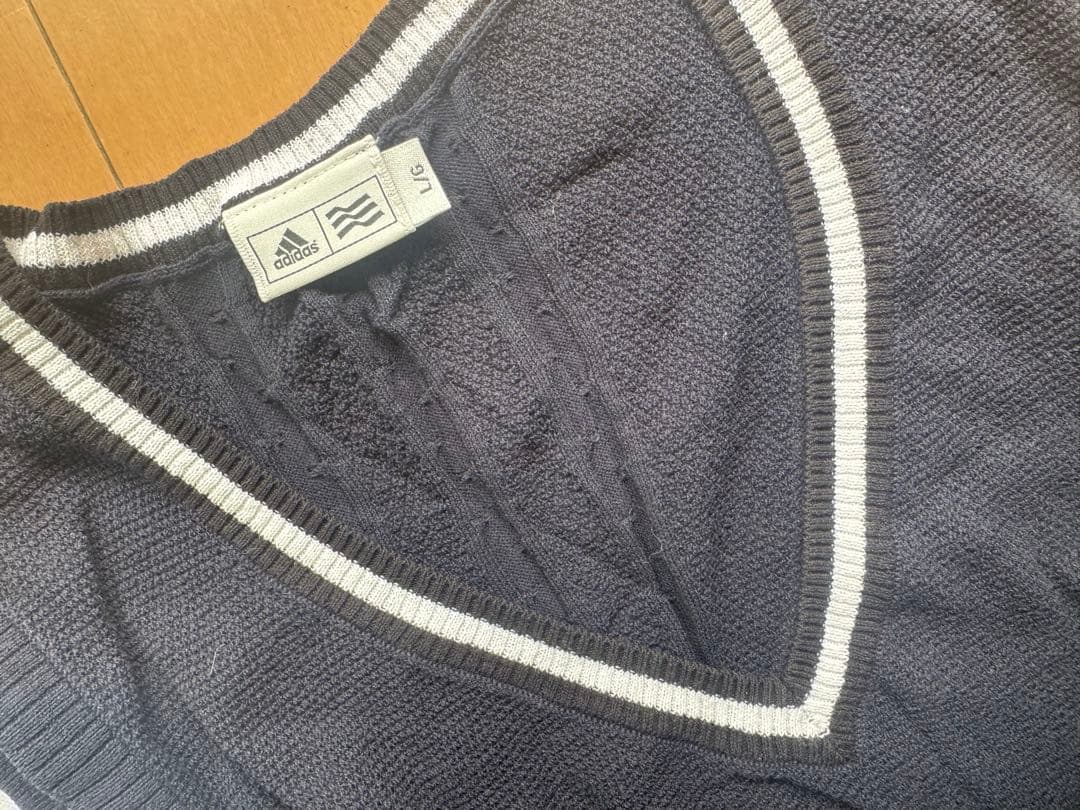 adidas Vネックベストとポロシャツセット