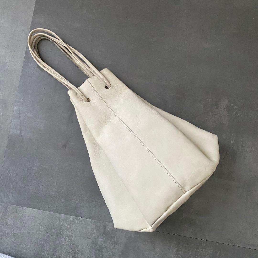 evam eva エヴァムエヴァ　2way 巾着　ドローストリングレザーバッグ