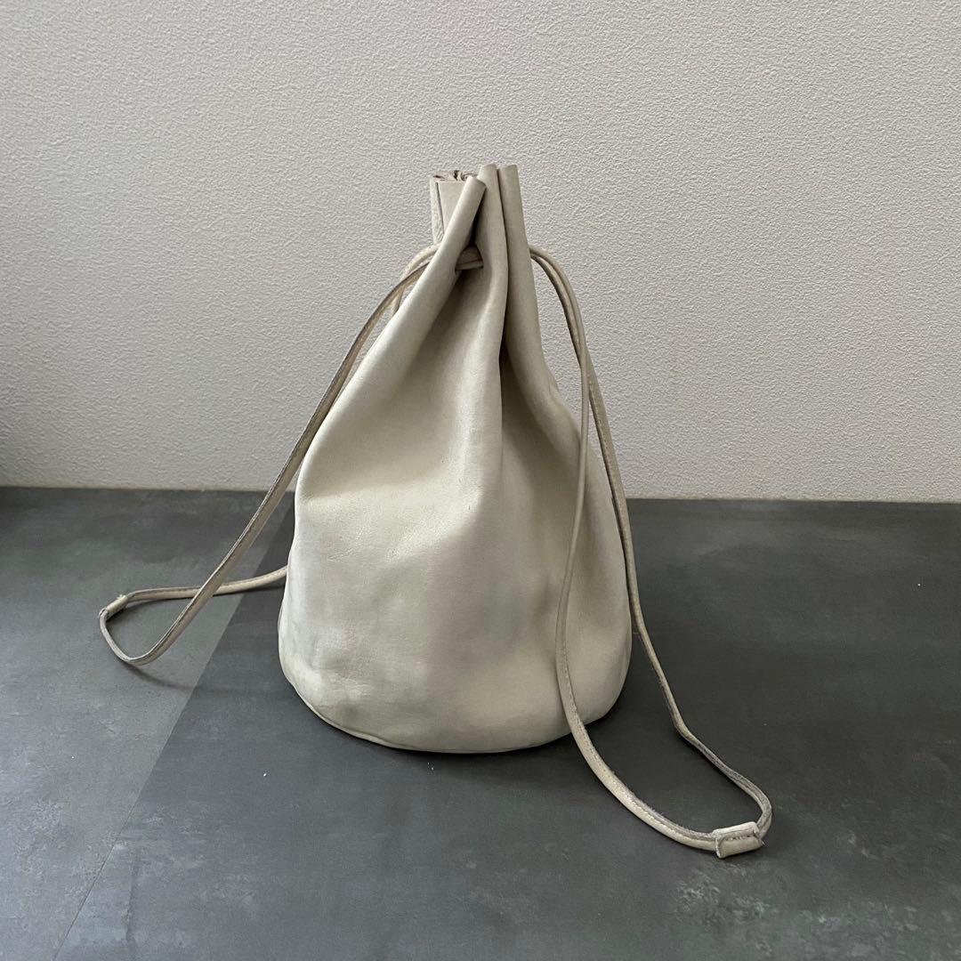 evam eva エヴァムエヴァ　2way 巾着　ドローストリングレザーバッグ