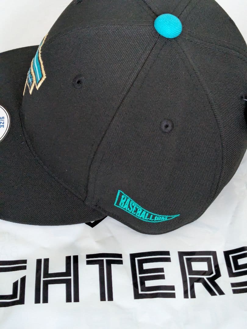 北海道日本ハムファイターズエスコンフィールド2026レプリカキャップ　ストレート