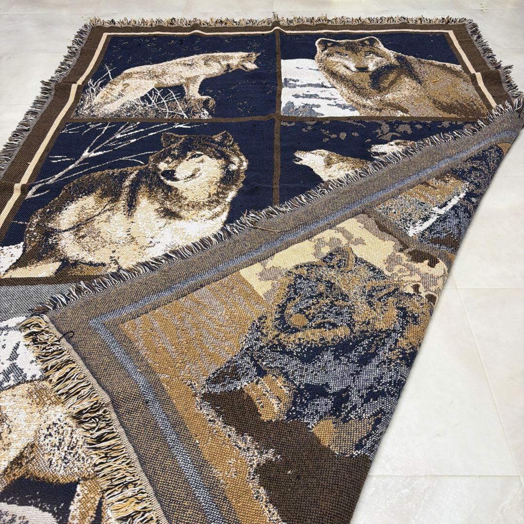 オオカミ　狼　マルチカバー　ソファカバー　ヴィンテージラグ　175x123