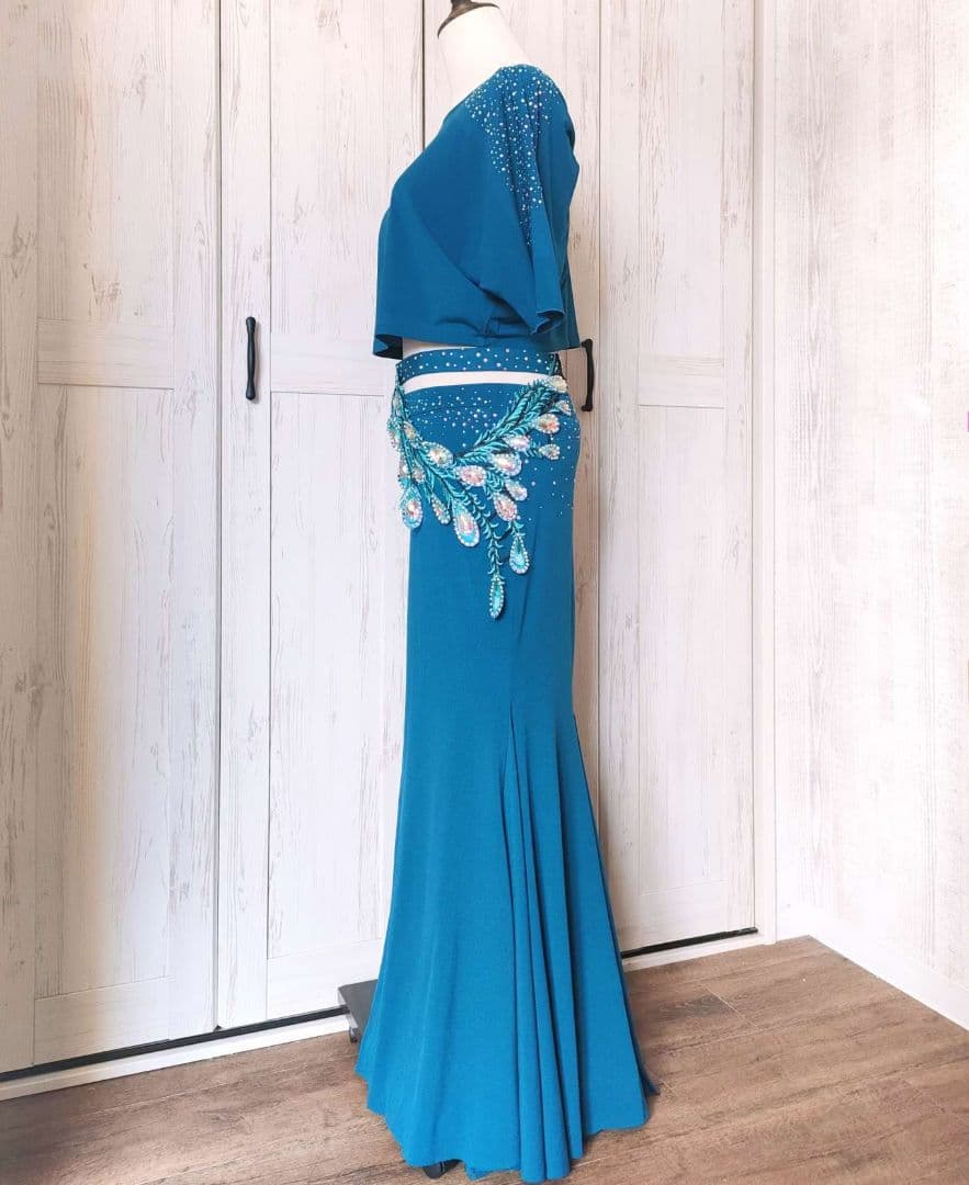 ★新品★ベリーダンス衣装ドレス　トップス　スカート　レッスン着ウェア練習着セット