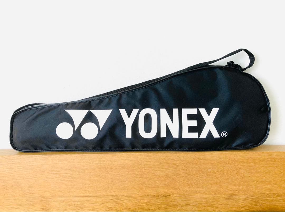 【新品同様】ヨネックス『GR-414』バドミントンラケット2本＆シャトル＆ケース