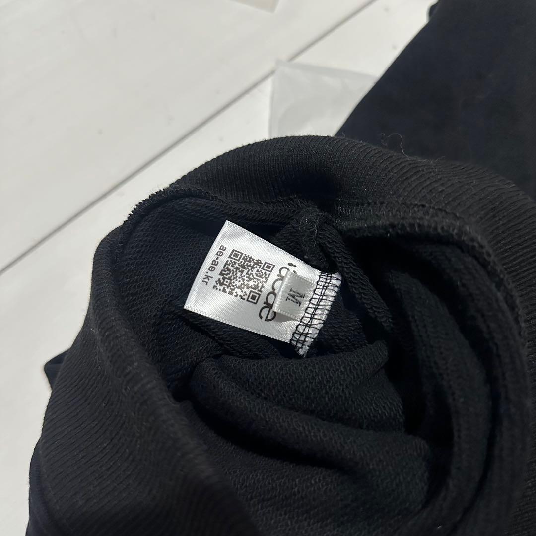 即日発送★新品★ Aeae ブラック フロントジッパー クロップドパーカー　k6