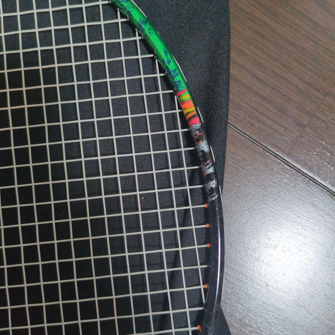 YONEX バドミントンラケット 　アストロクス99ツアー　ブラック/グリーン