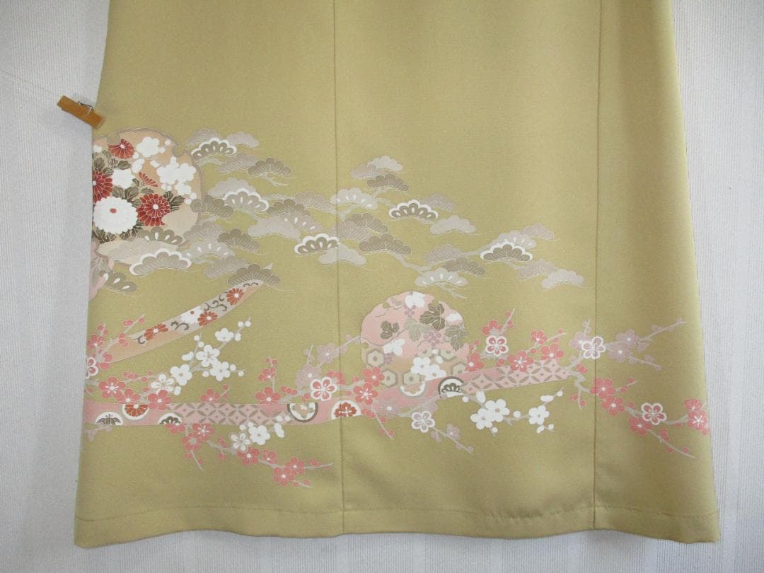 Ｍ～Ｌサイズ　色留袖からの着物リメイクドレスです　着丈１１６cm