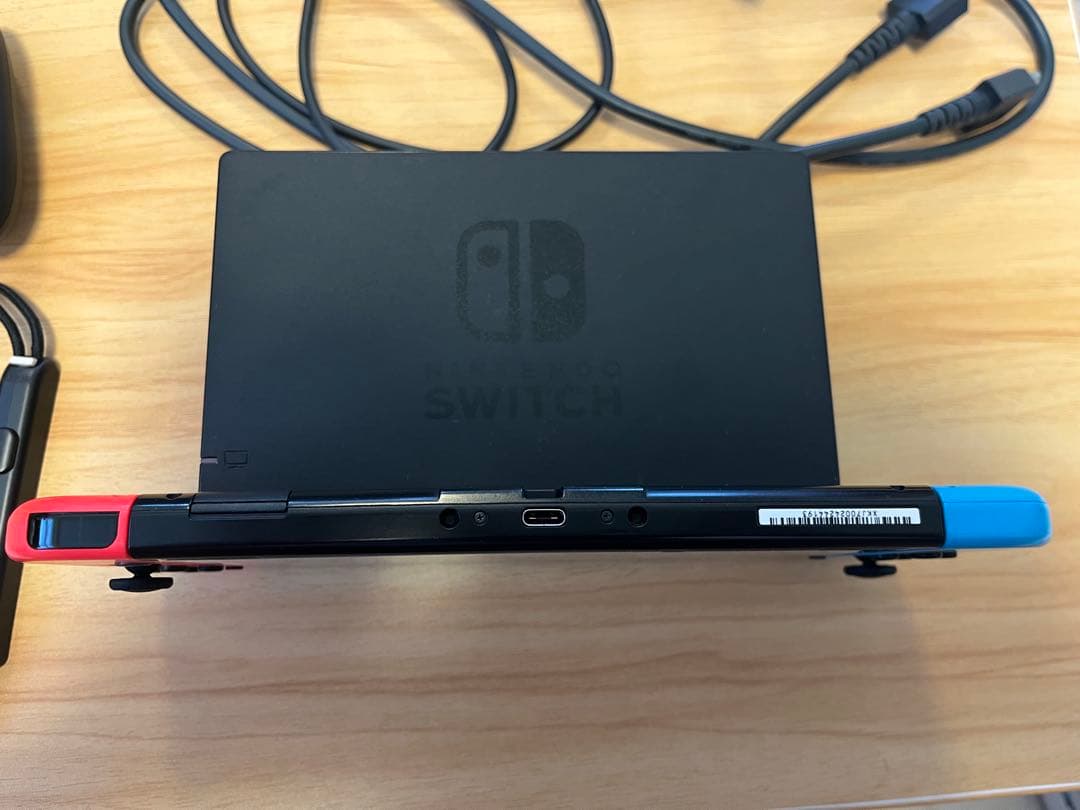 Nintendo Switch 本体 青/赤 ジョイコン・マイクロSDチップ付き