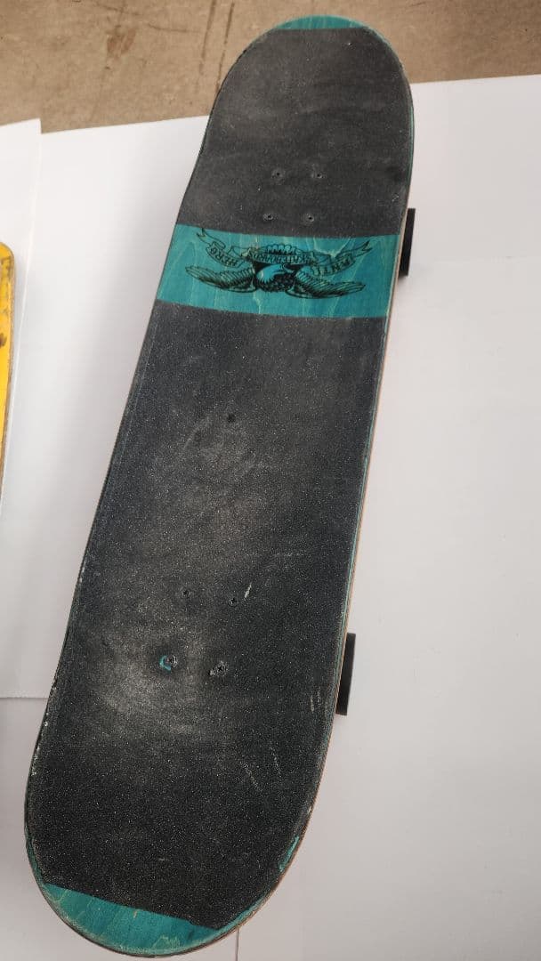 Anti-Hero スケートボード コンプリートとおまけ、お散歩用、大人用、中古
