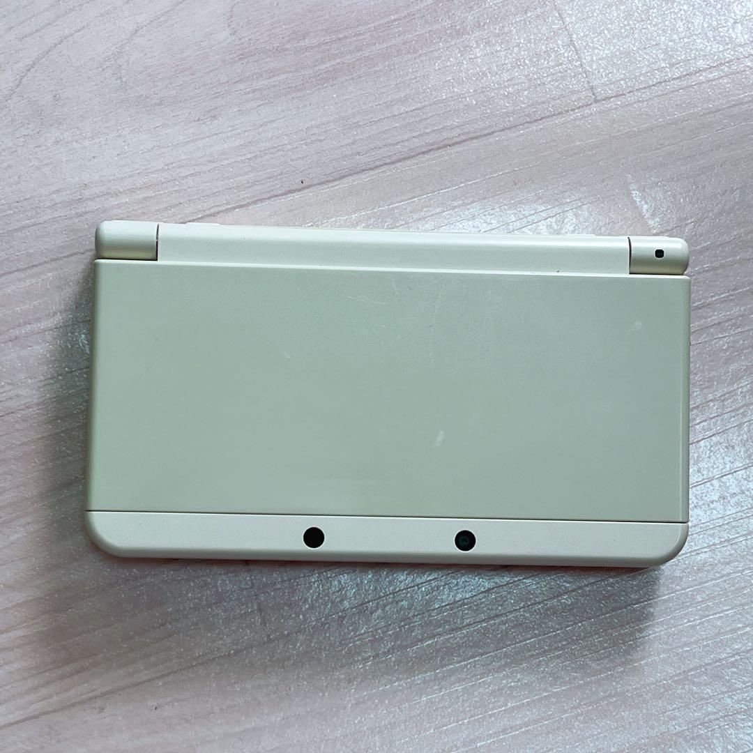 1496【美品】Newニンテンドー3DS ホワイト