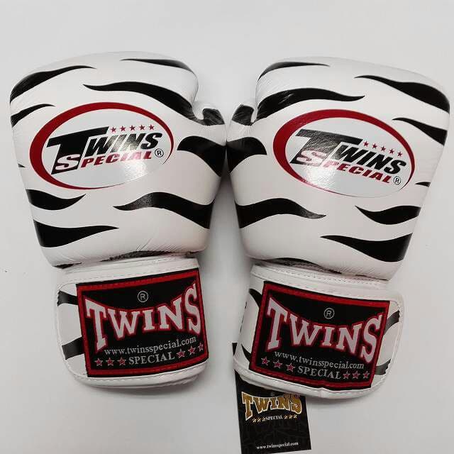 新品 正規 TWINS 本格ボクシンググローブ 本革製 サイズ選択 Z白黒
