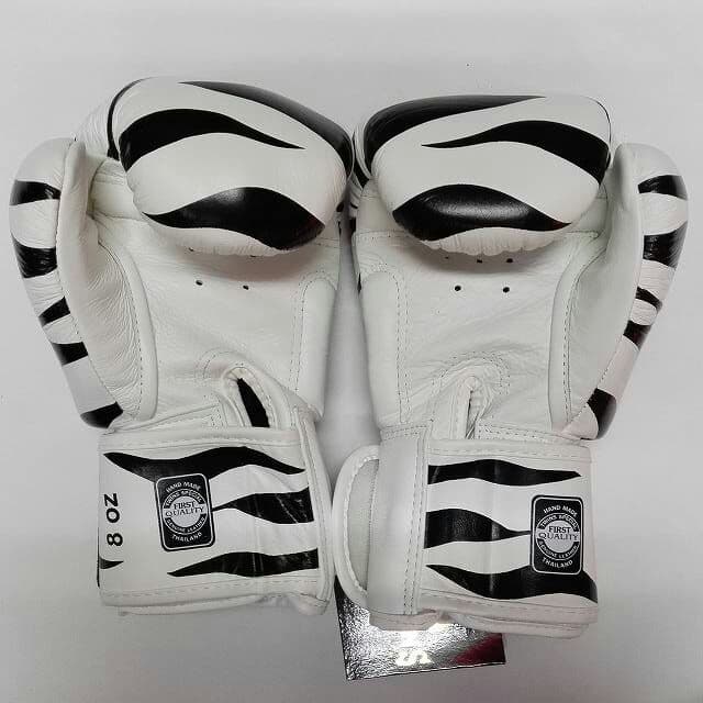 新品 正規 TWINS 本格ボクシンググローブ 本革製 サイズ選択 Z白黒