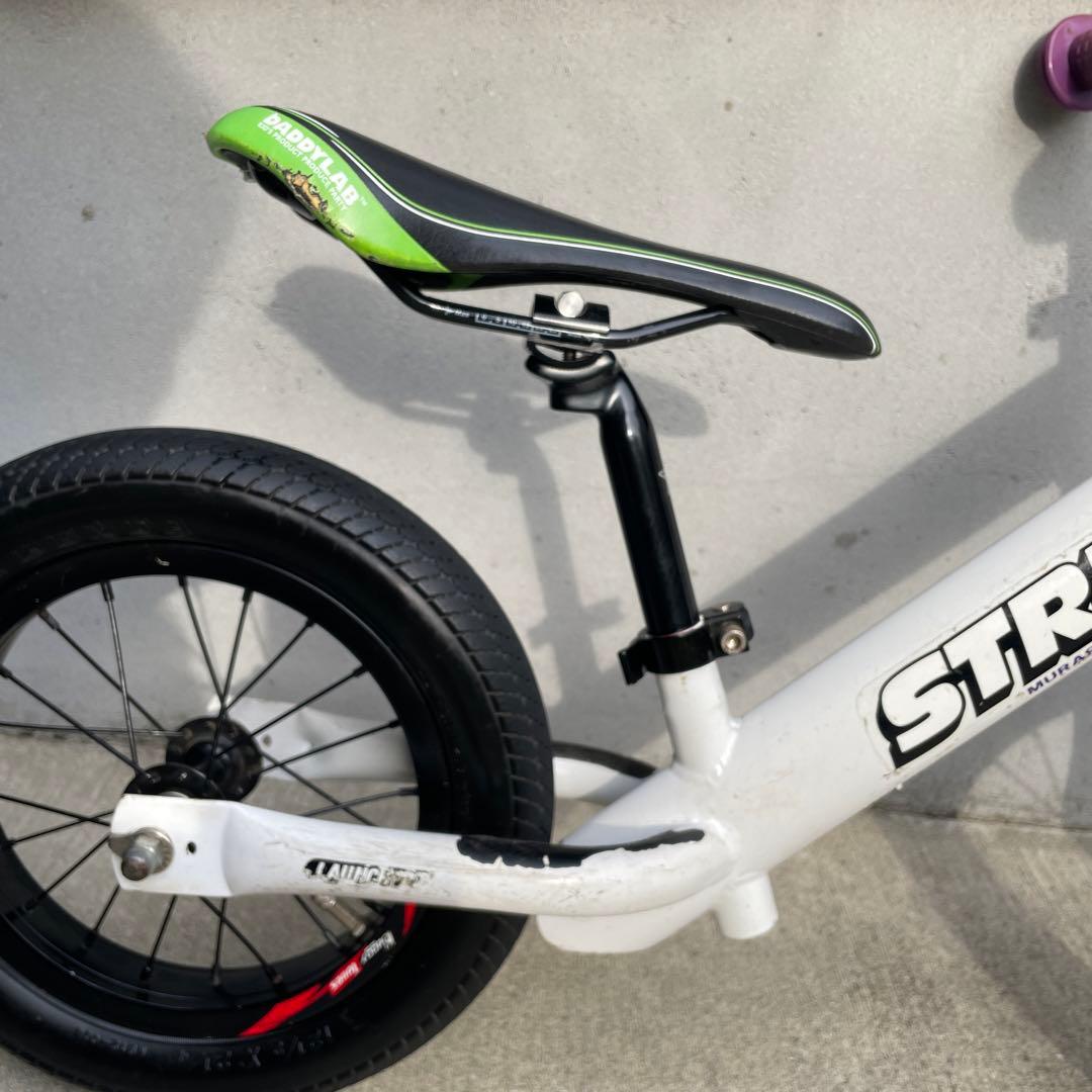 ストライダースポーツ　ムラサキスポーツ限定カラー　サドルタイヤカスタム済み