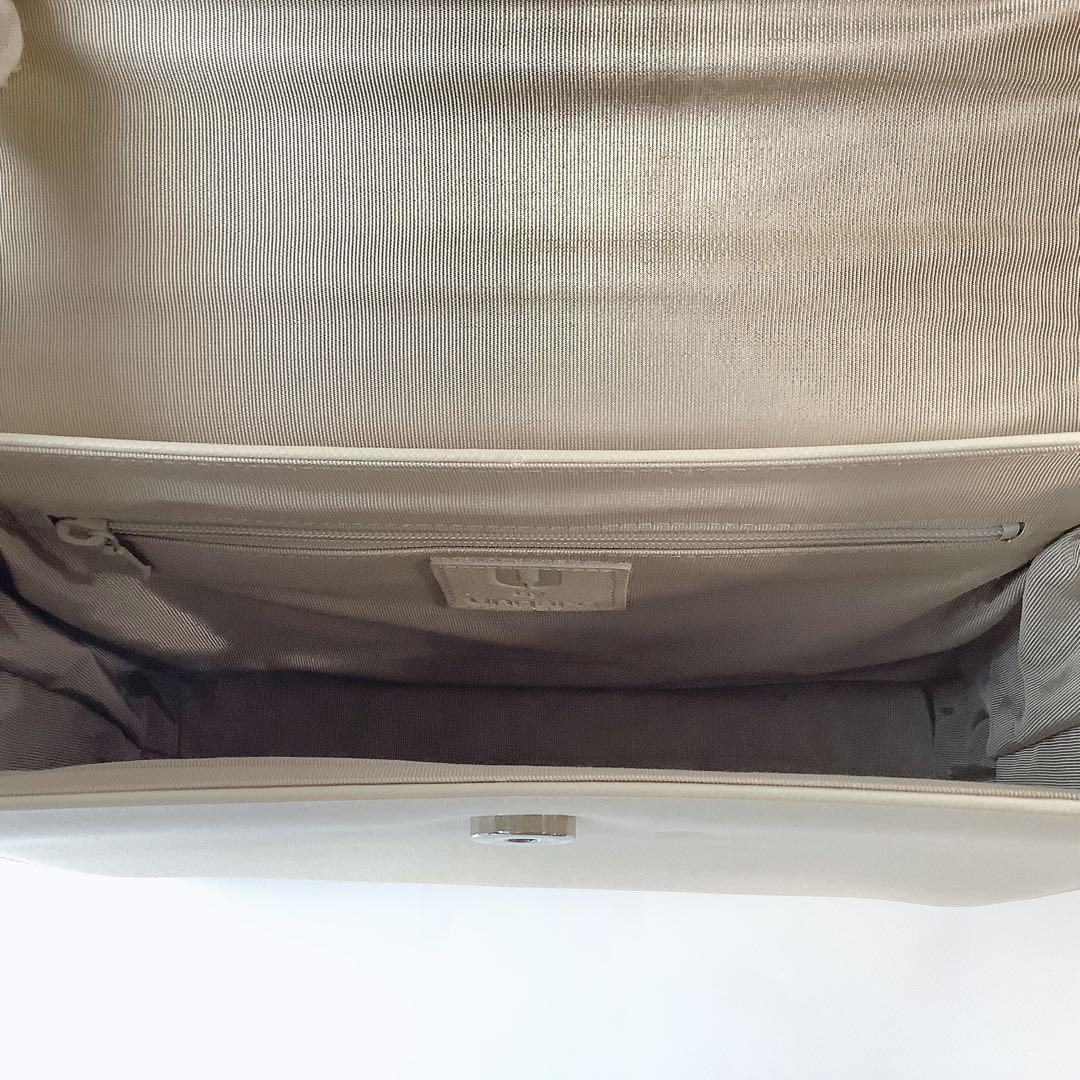 新品★U by ungaro★ユーバイウンガロフォーマルバッグ★オフホワイト白