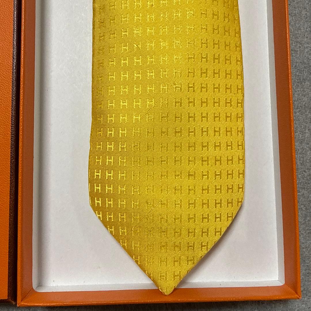 エルメス　ネクタイ　黄色　H柄H織ファソネ