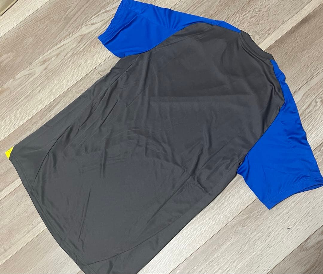 adidas リーズ　トレーニングウェア　プラシャツ　練習着　新品