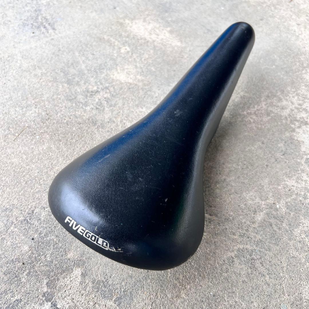 FIVE GOLD 黒 サドル スリムデザイン