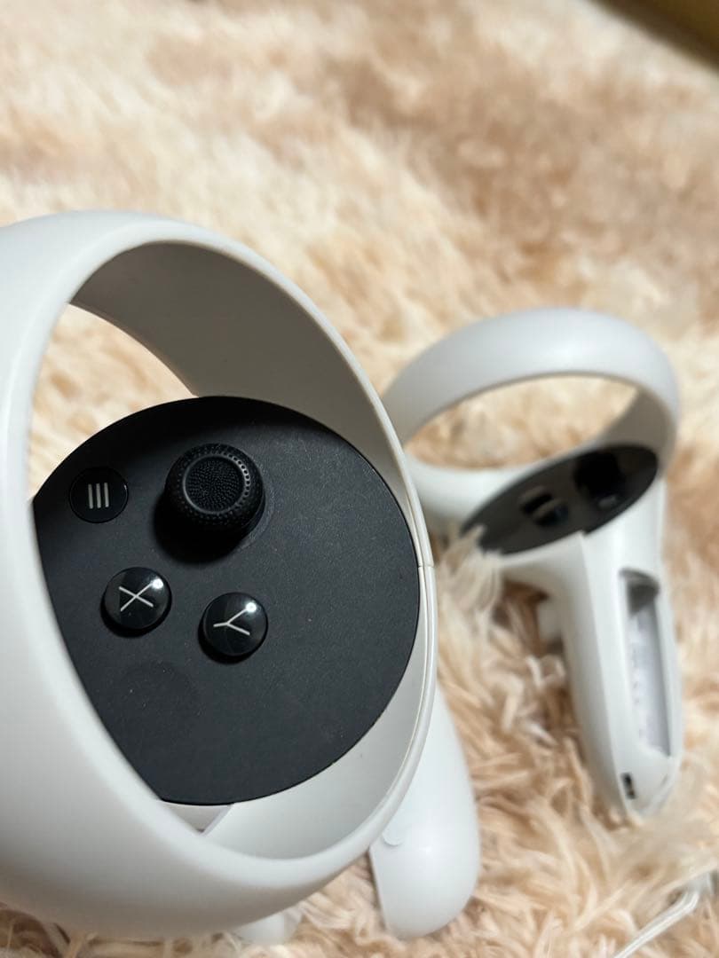  Quest 2（256GB）＋ ANKER 充電機能付きスタンドセット