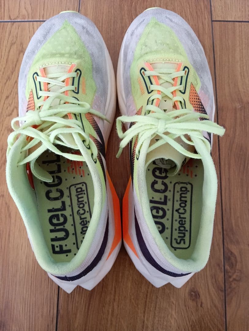 スパイク・シューズ FuelCell SuperComp Elite v4 26.0cm