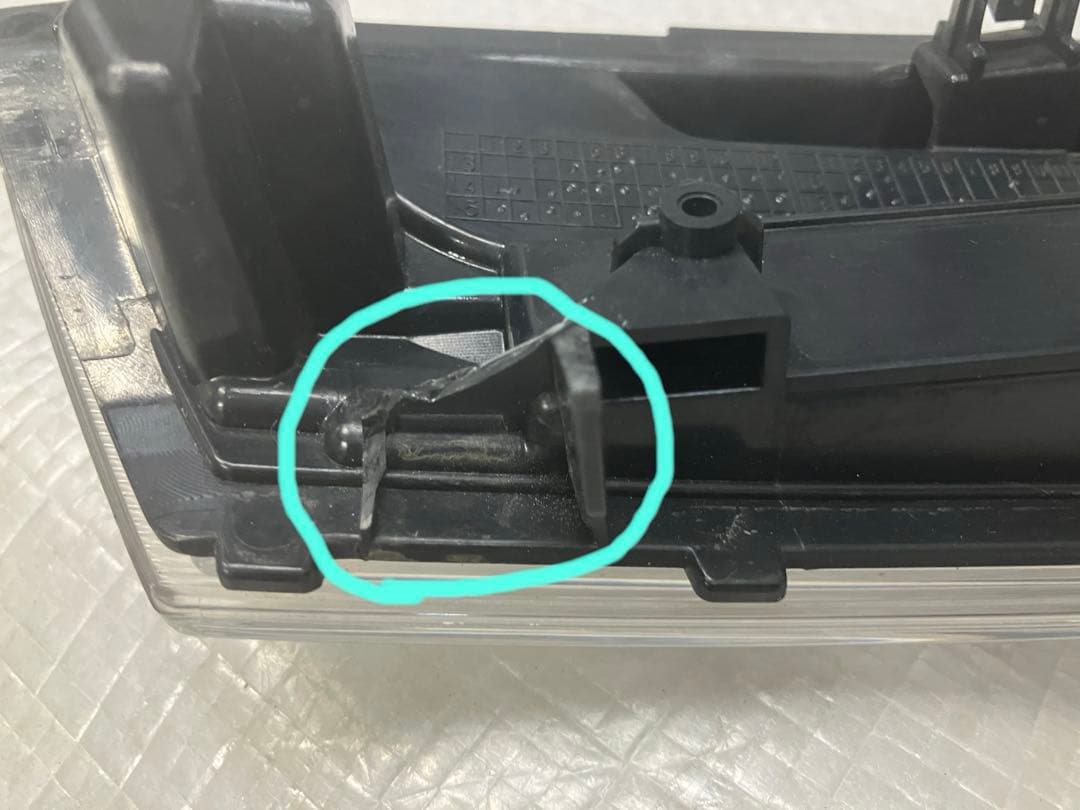 ♦︎ダイハツ★タントカスタムLA600S LEDイルミネーショングリル★ホワイト★